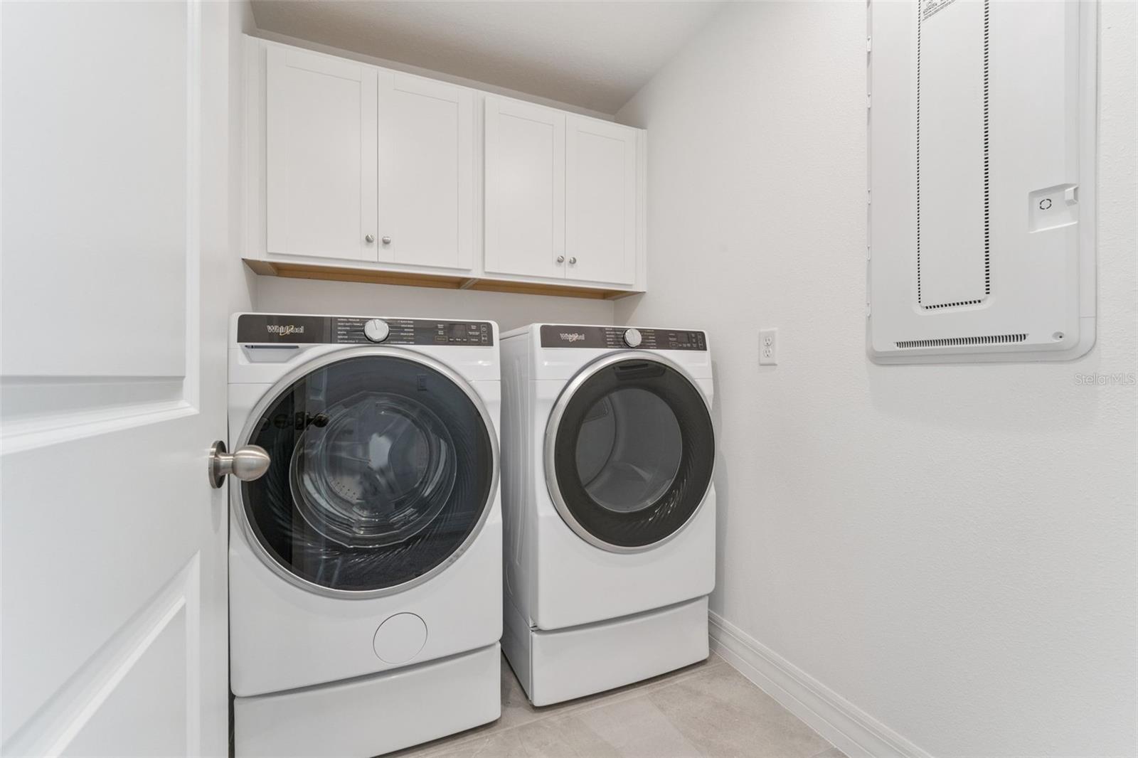 Image 17 of 30 For 9867 Walkway Drive