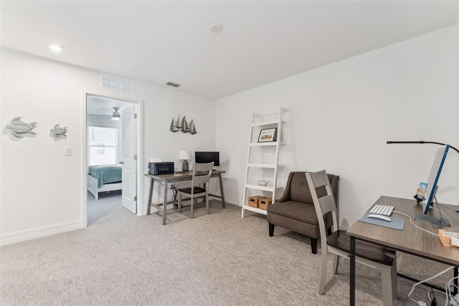 Image 19 of 30 For 9867 Walkway Drive