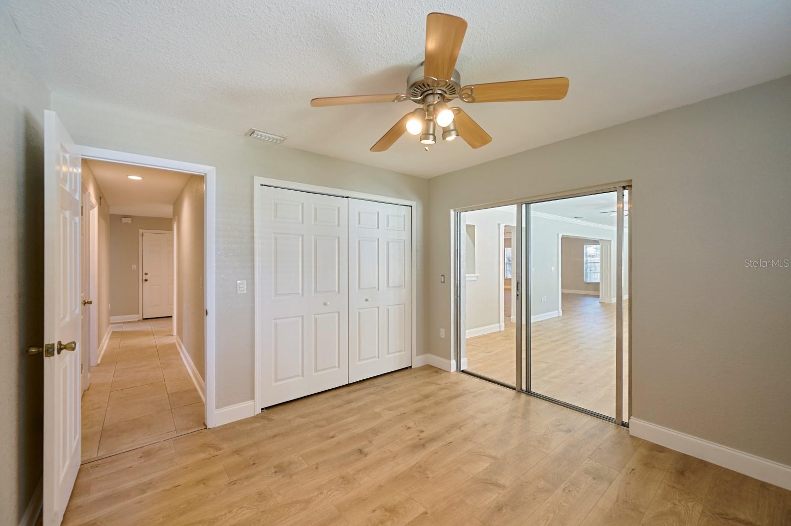 Image 21 of 25 For 8521 Sandberry Boulevard