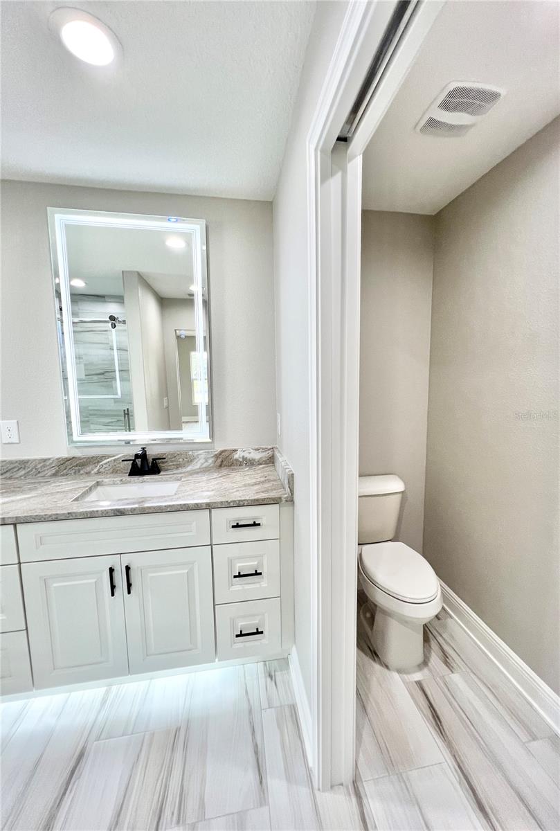 Image 15 of 33 For 6425 180th Circle