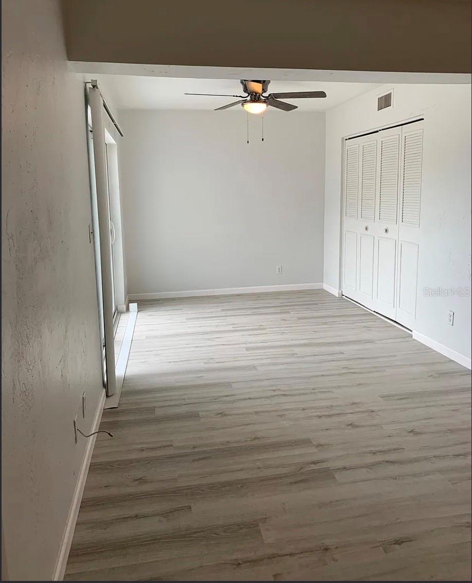 Image 3 of 11 For 4963 Viceroy Street A