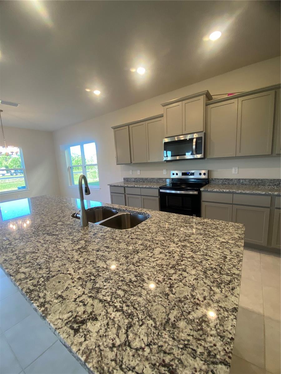 Image 12 of 38 For 4008 Sagefield Drive