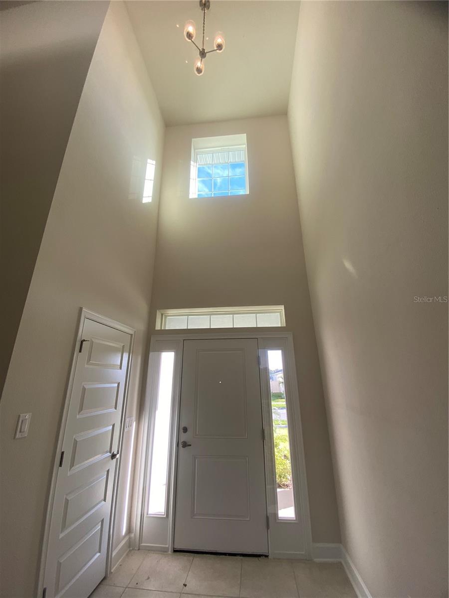 Image 9 of 38 For 4008 Sagefield Drive