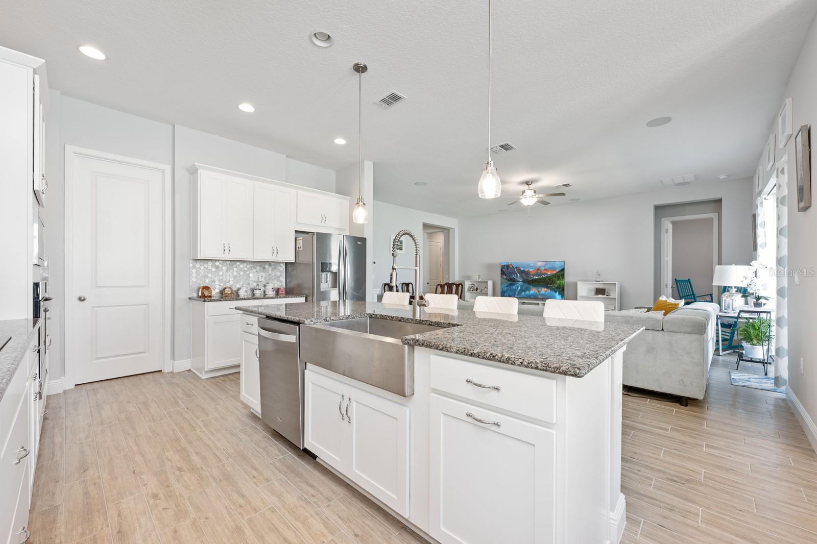 Image 16 of 68 For 5220 Lake Washington Street