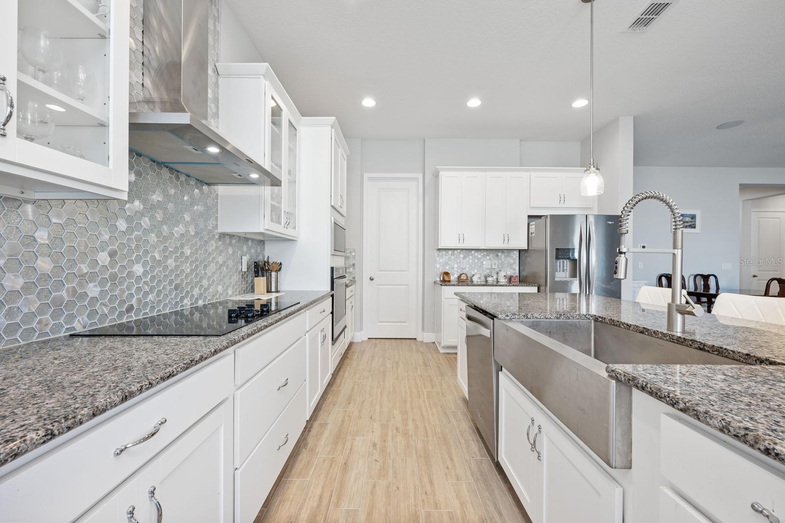 Image 20 of 68 For 5220 Lake Washington Street