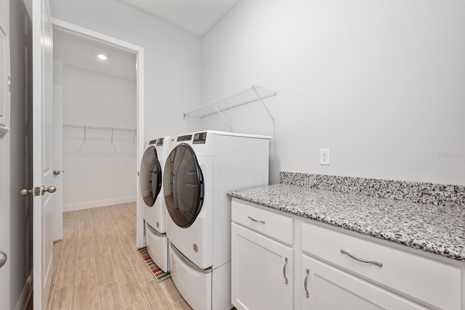 Image 24 of 68 For 5220 Lake Washington Street