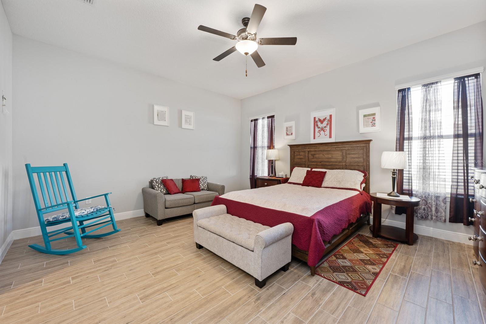 Image 26 of 68 For 5220 Lake Washington Street