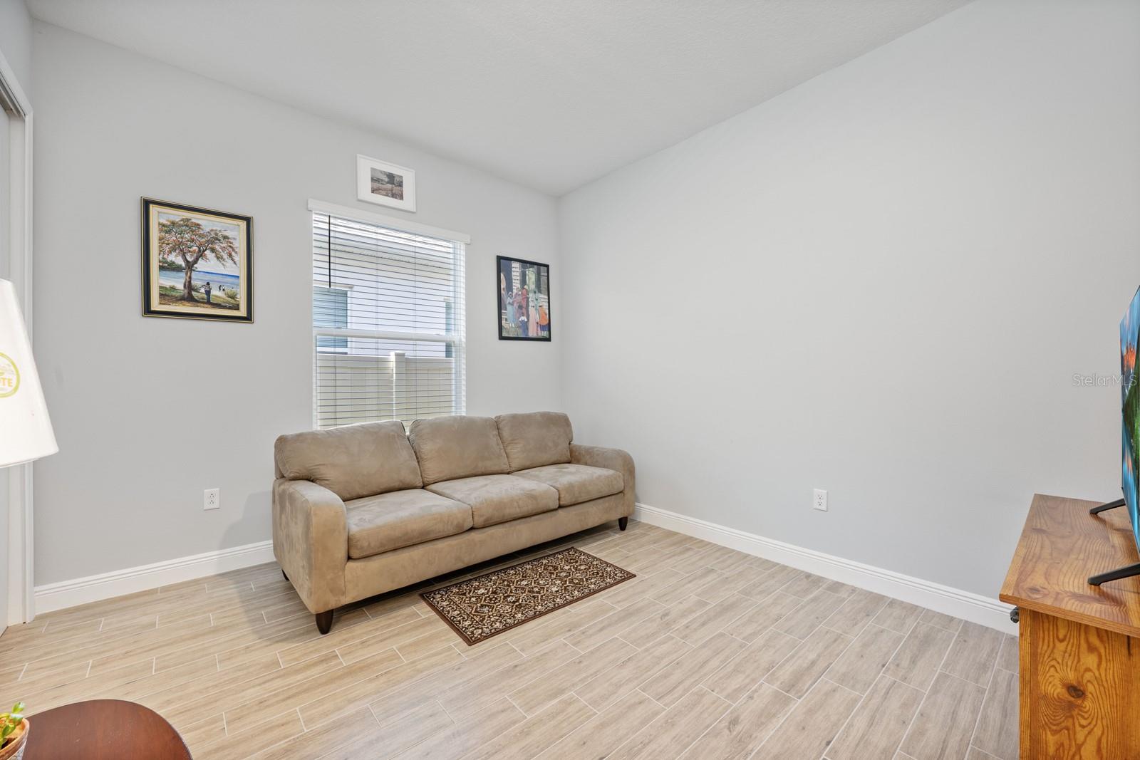 Image 37 of 68 For 5220 Lake Washington Street