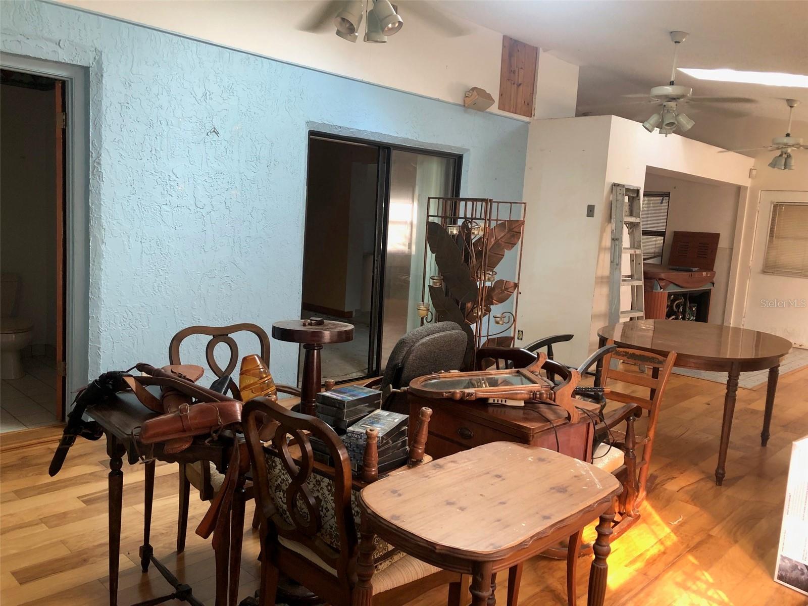 Image 11 of 24 For 149 Mellonville Avenue