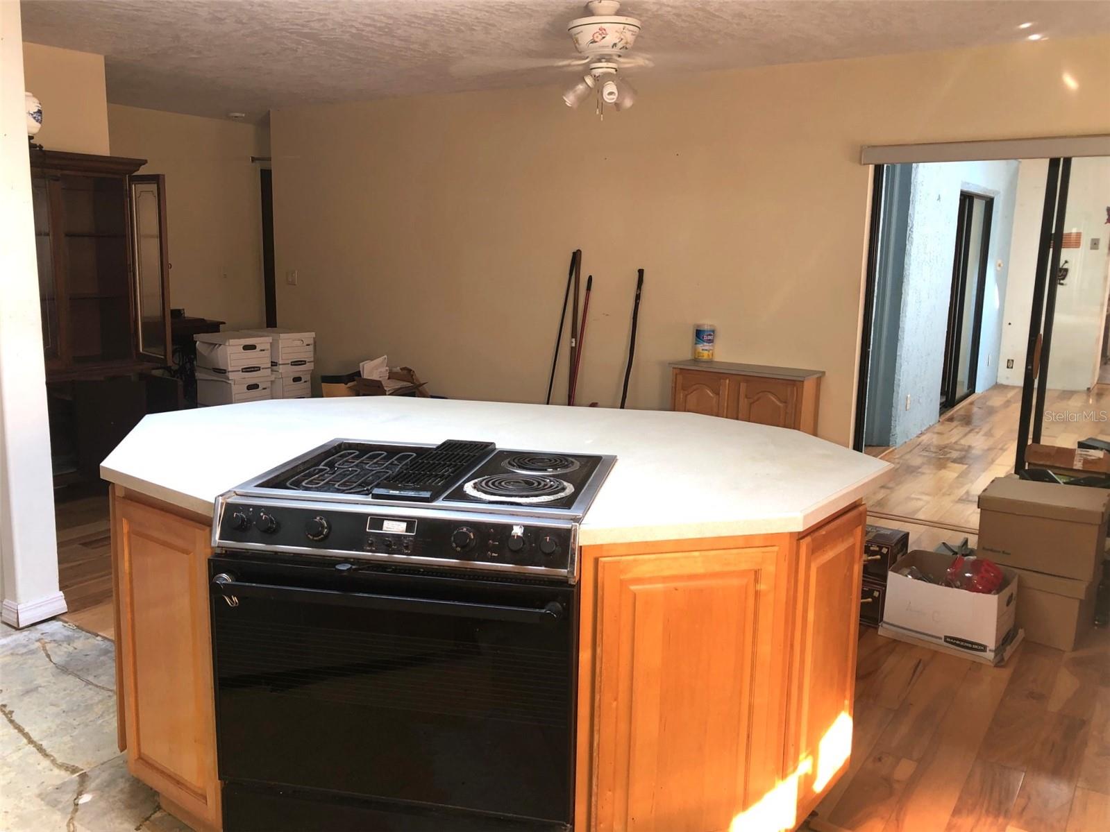 Image 5 of 24 For 149 Mellonville Avenue