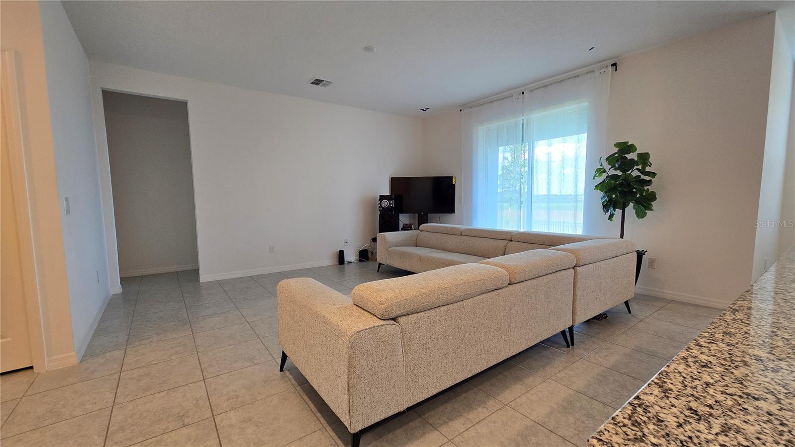 Image 14 of 36 For 301 Tarpon Bay Boulevard