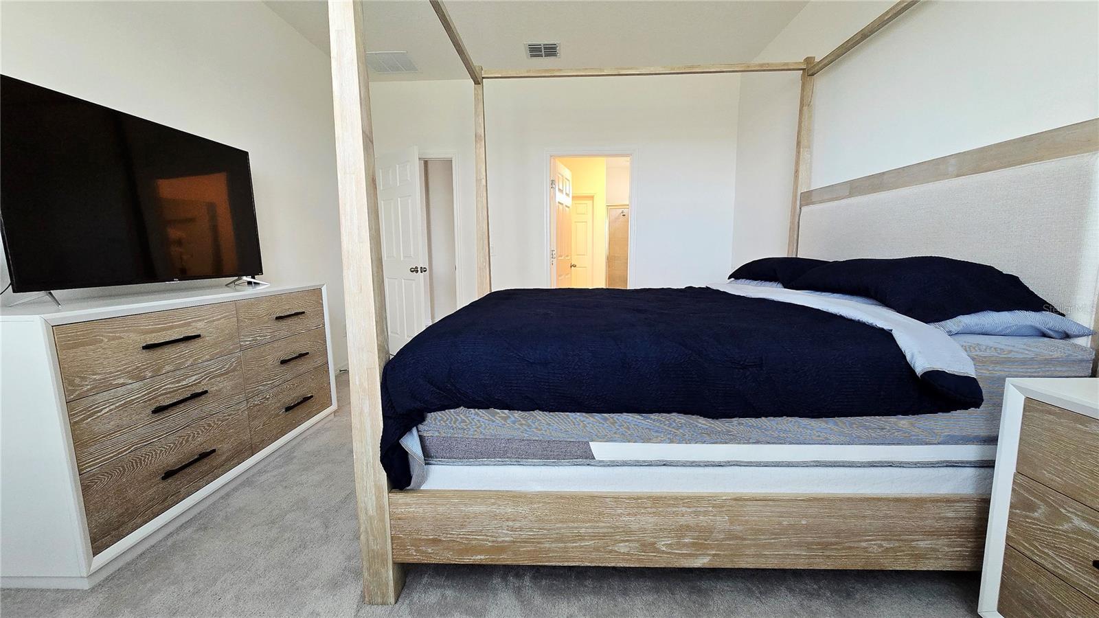 Image 18 of 36 For 301 Tarpon Bay Boulevard