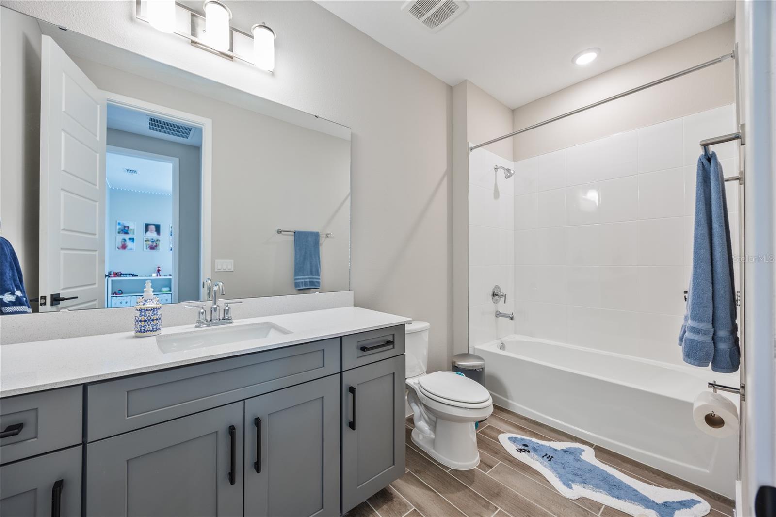 Image 18 of 42 For 5150 Citrus Leaf Boulevard