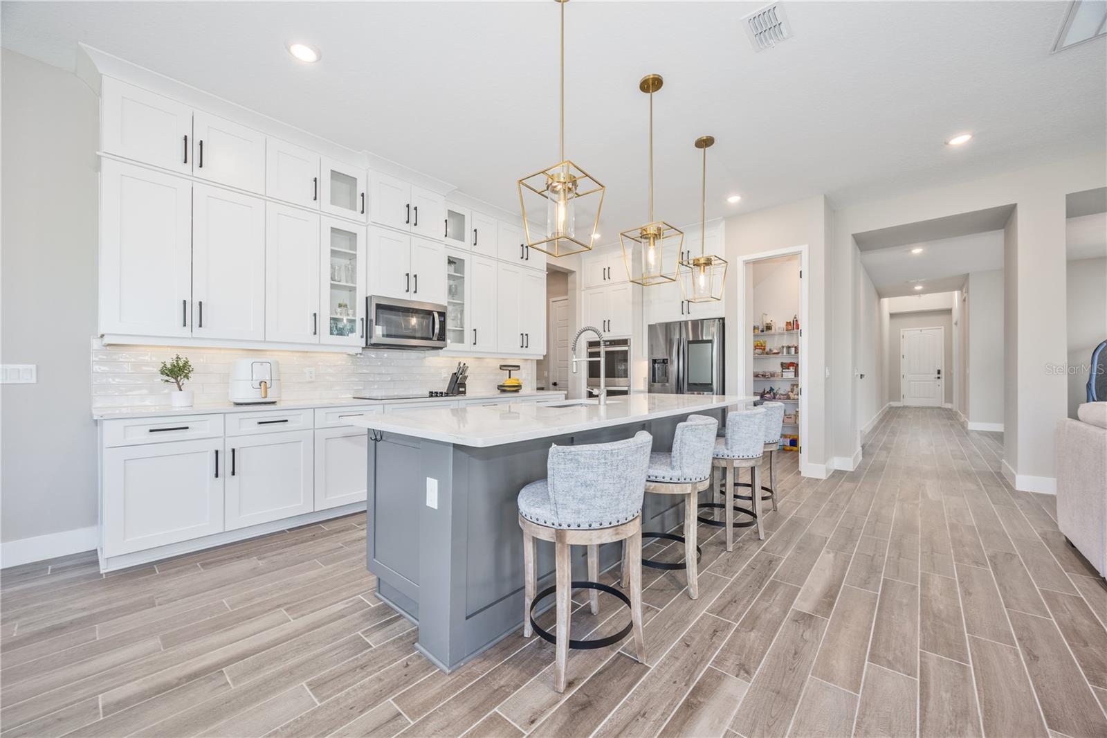 Image 33 of 42 For 5150 Citrus Leaf Boulevard