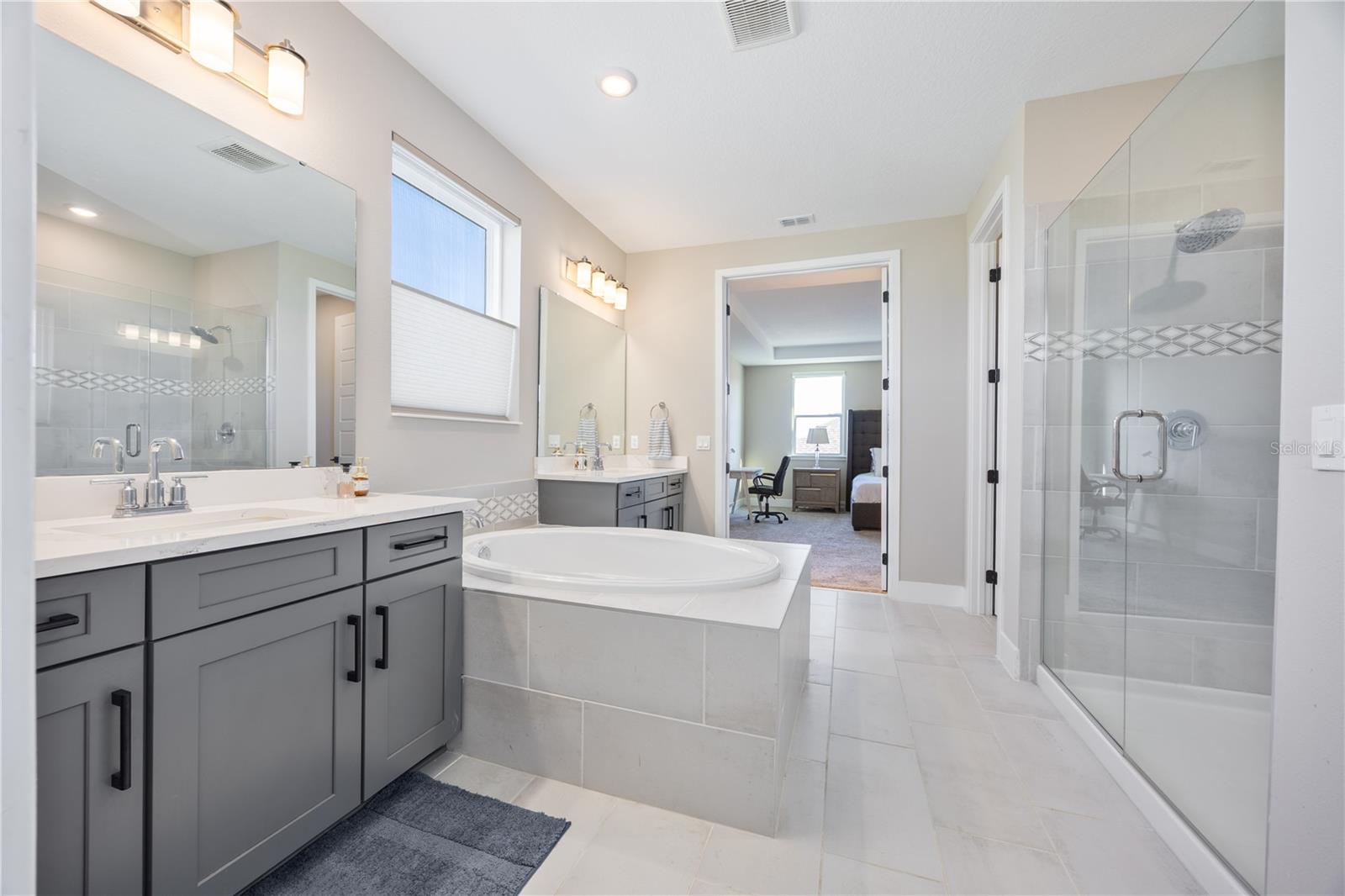 Image 6 of 42 For 5150 Citrus Leaf Boulevard