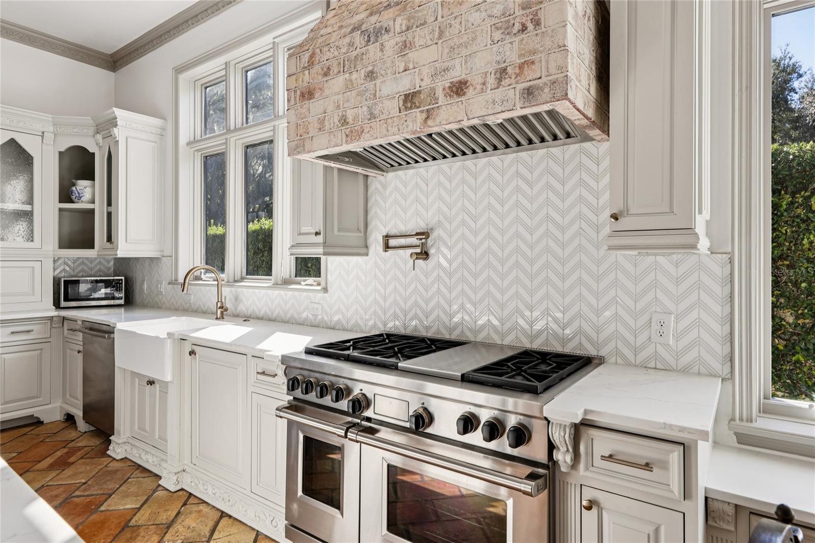 Image 12 of 45 For 6132 Payne Stewart Drive