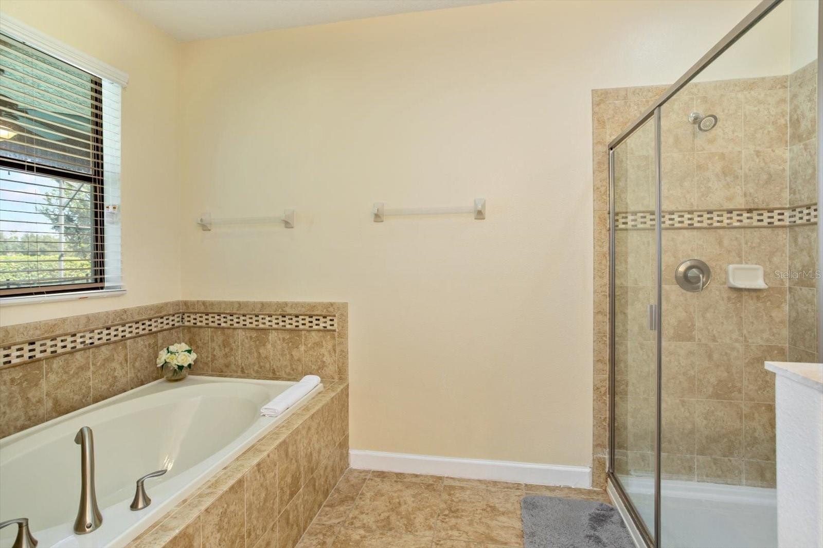 Image 10 of 36 For 1416 Moon Valley Drive