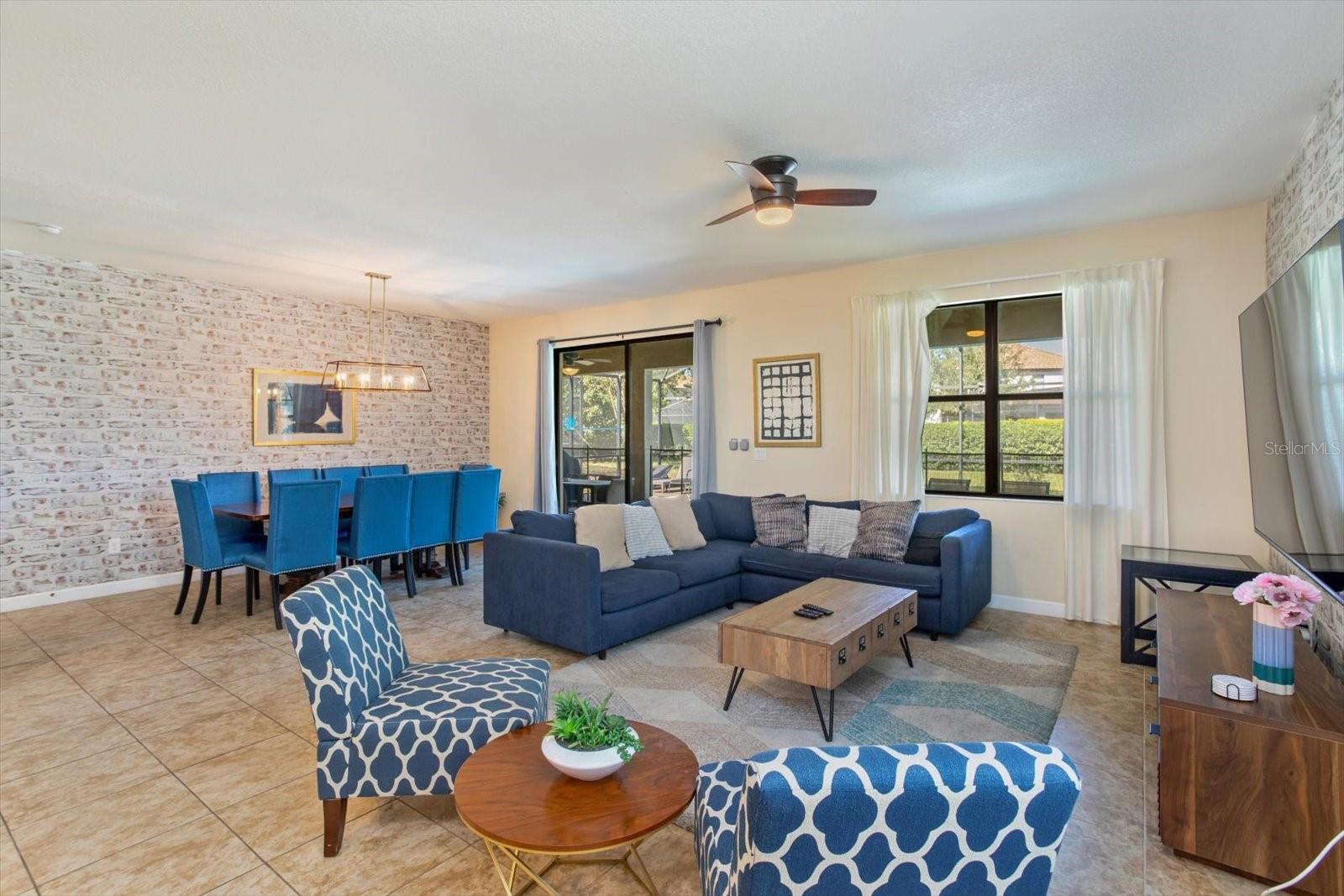 Image 18 of 36 For 1416 Moon Valley Drive