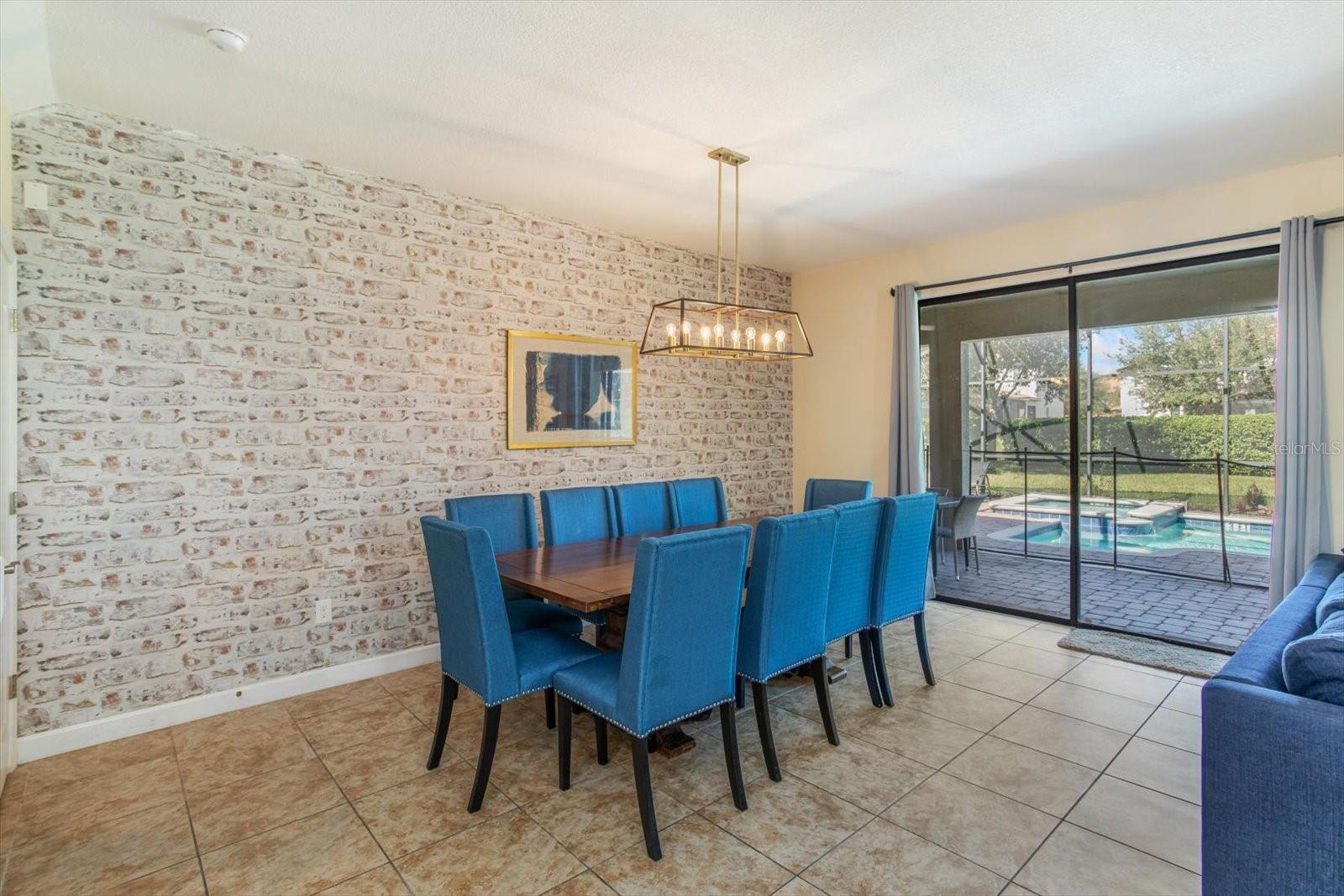 Image 19 of 36 For 1416 Moon Valley Drive