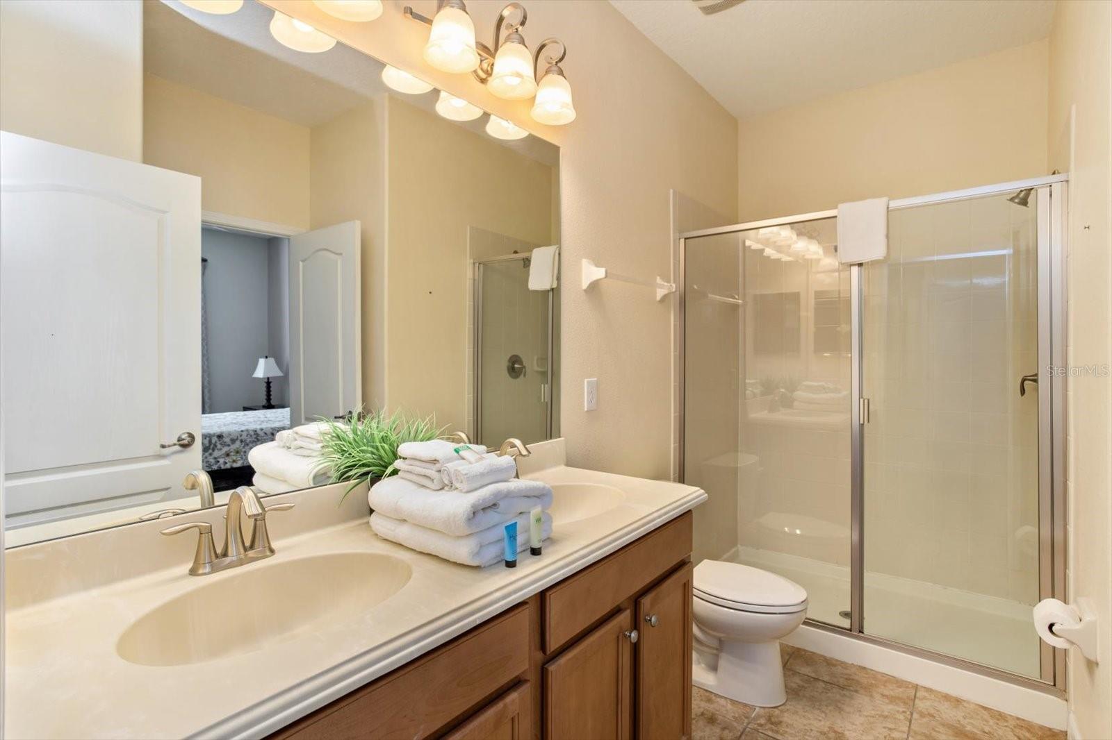 Image 24 of 36 For 1416 Moon Valley Drive