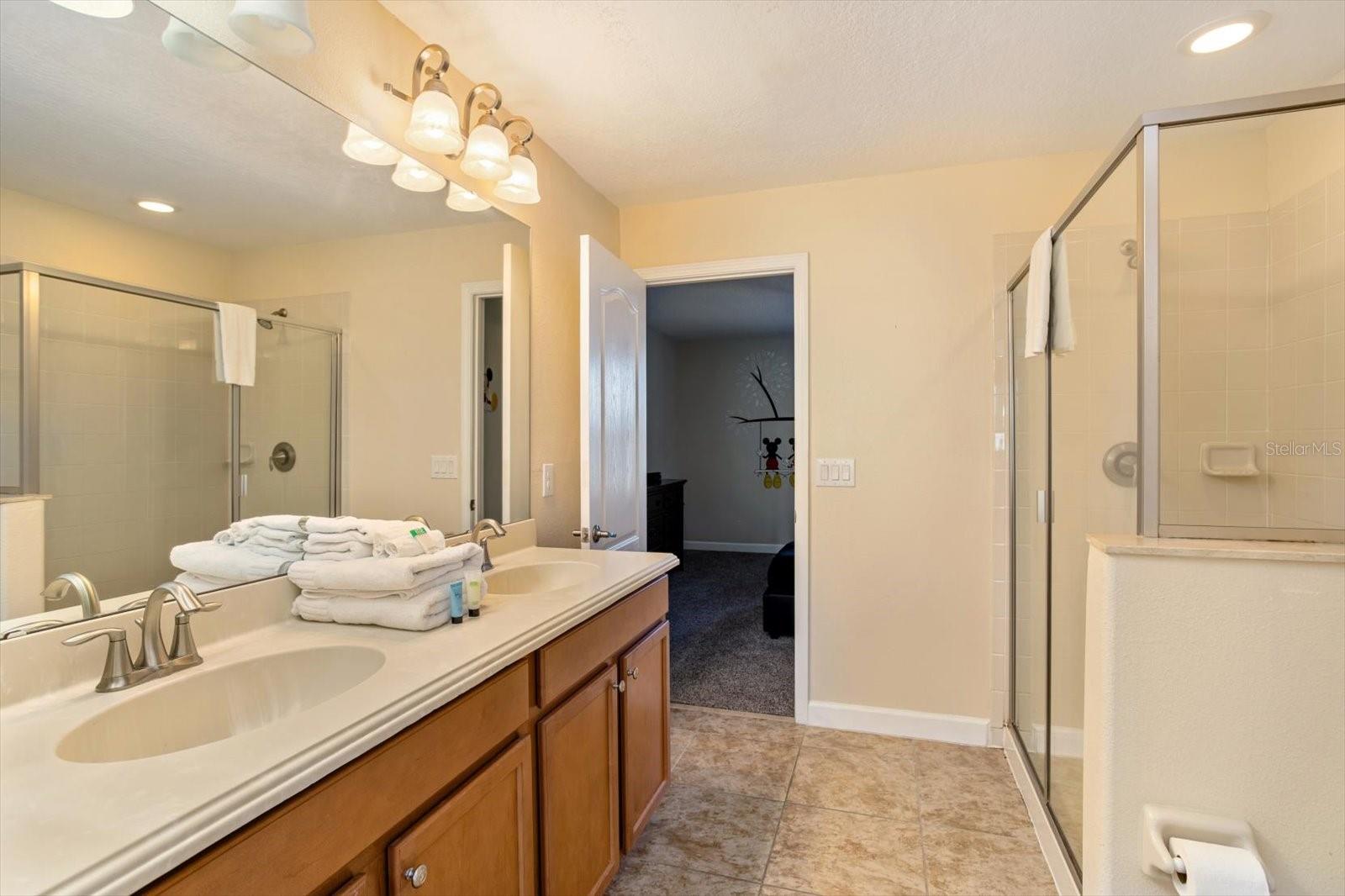 Image 27 of 36 For 1416 Moon Valley Drive