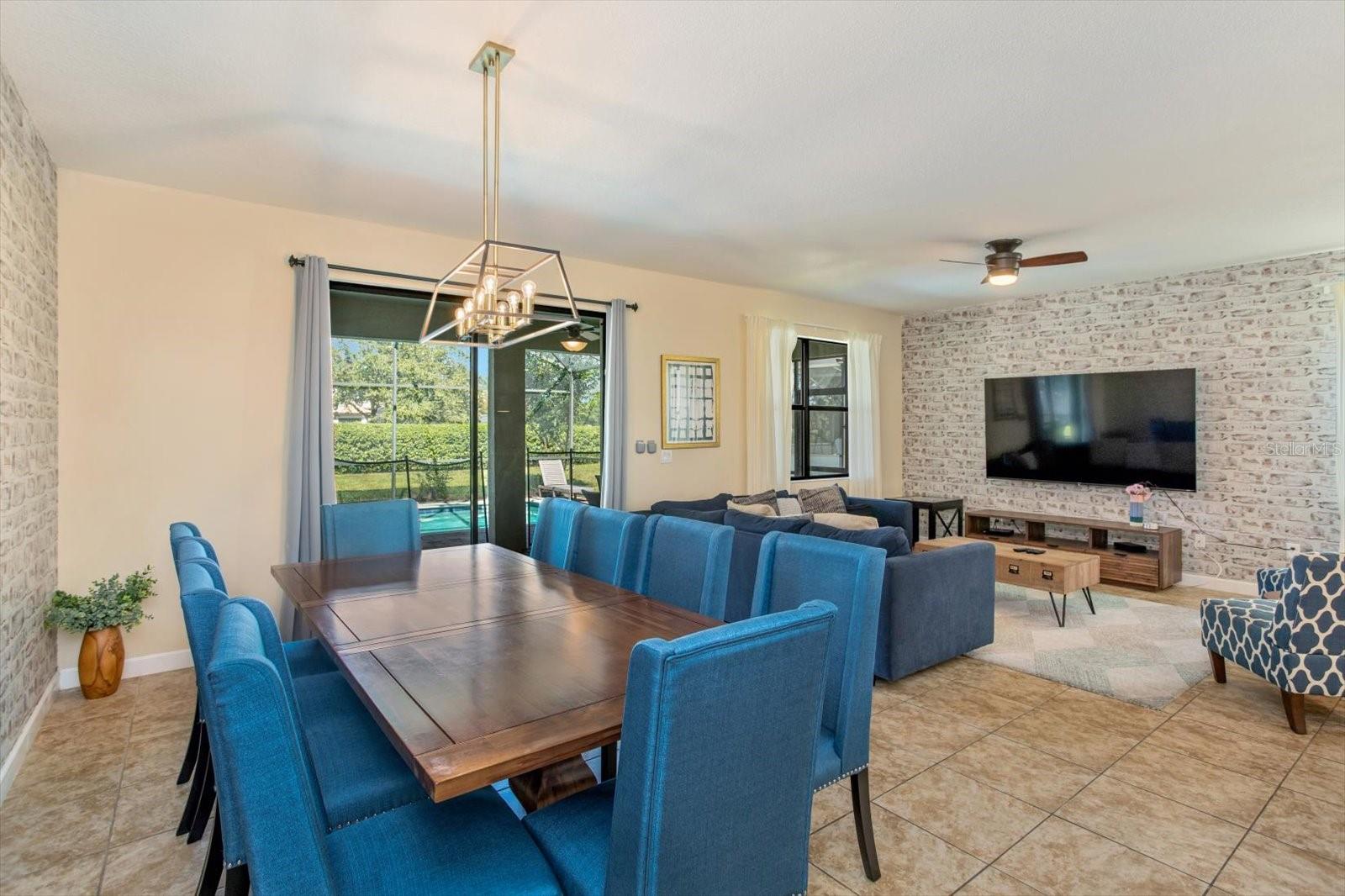 Image 7 of 36 For 1416 Moon Valley Drive