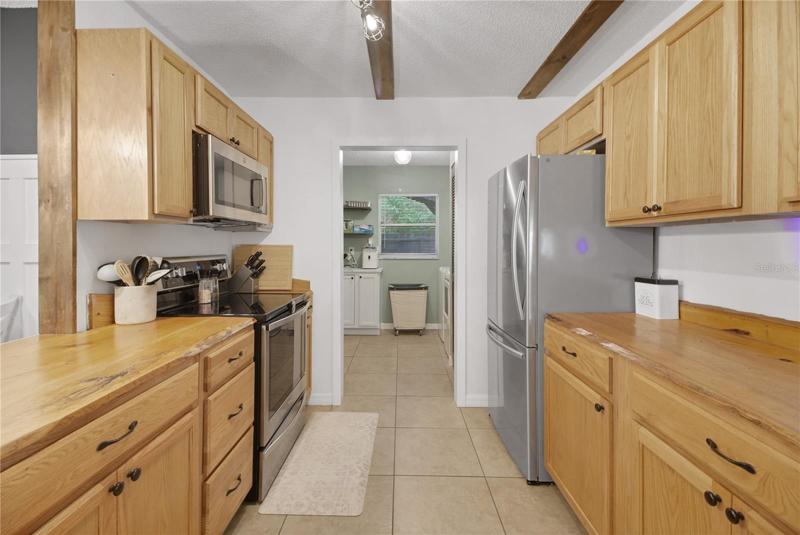 Image 14 of 64 For 40747 2nd Avenue