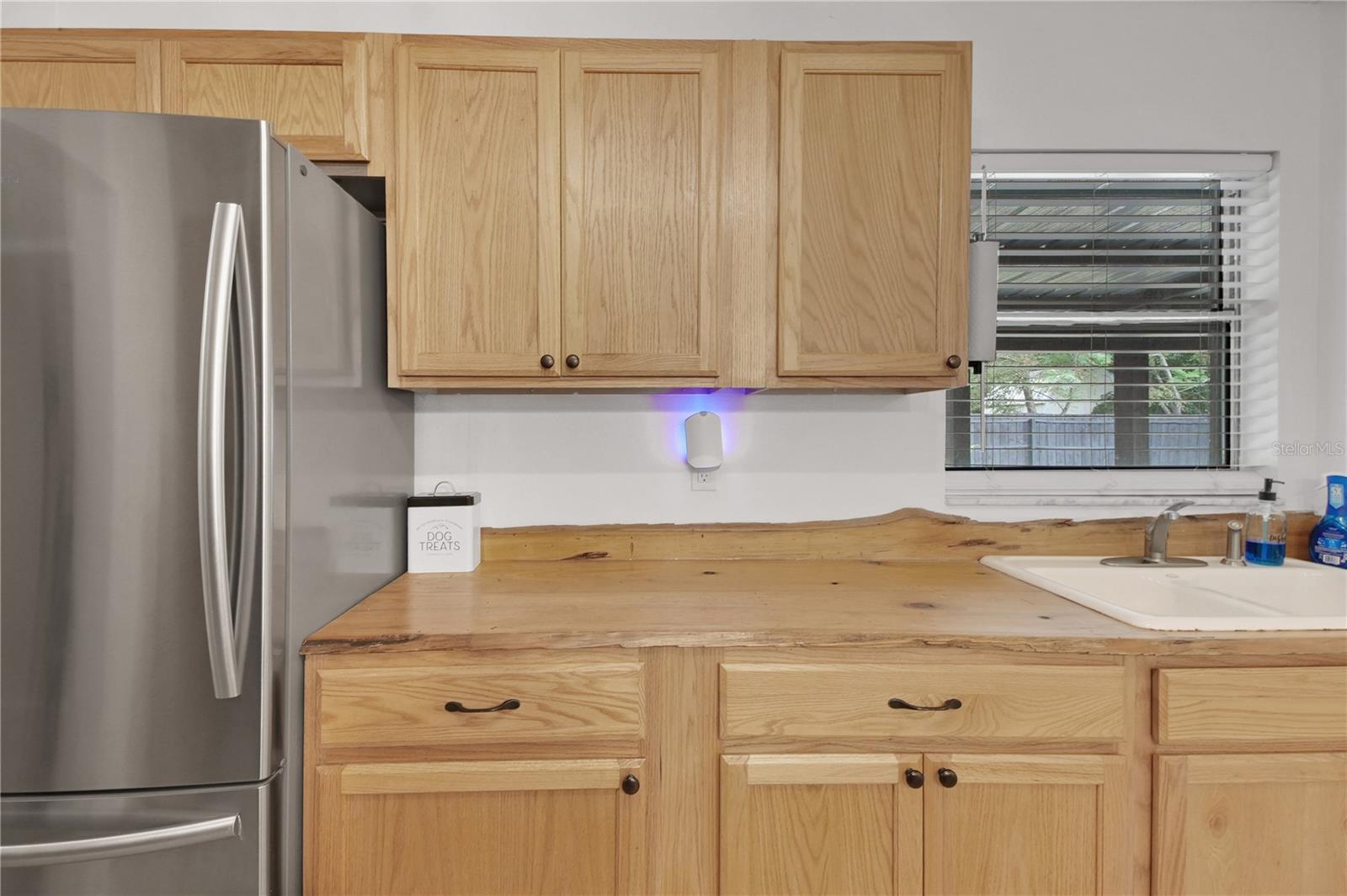 Image 19 of 64 For 40747 2nd Avenue