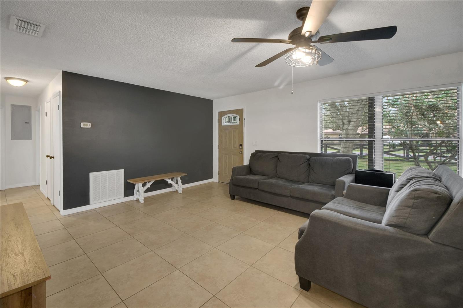 Image 7 of 64 For 40747 2nd Avenue