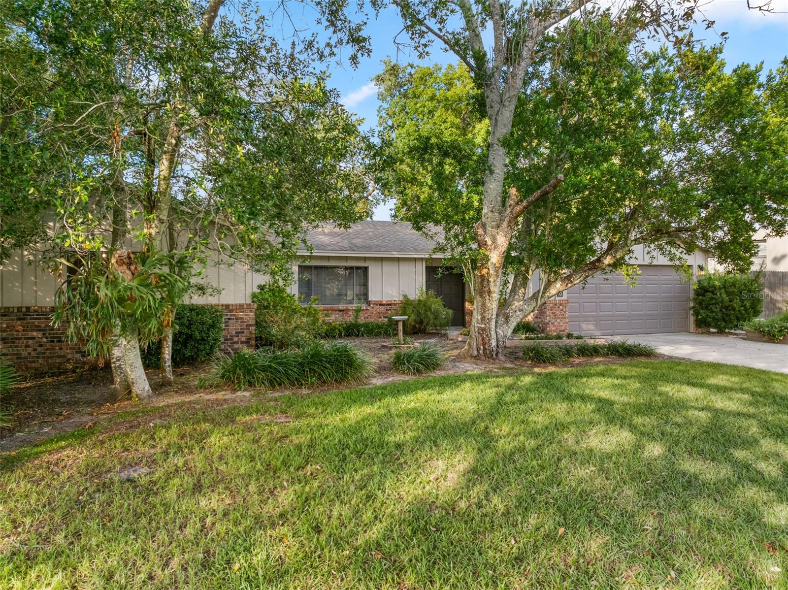 Image 37 of 38 For 568 Gainsboro