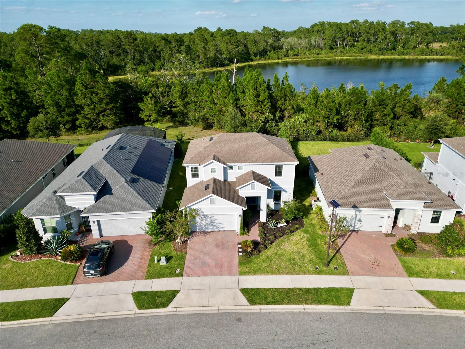 Image 3 of 62 For 17876 Passionflower Circle