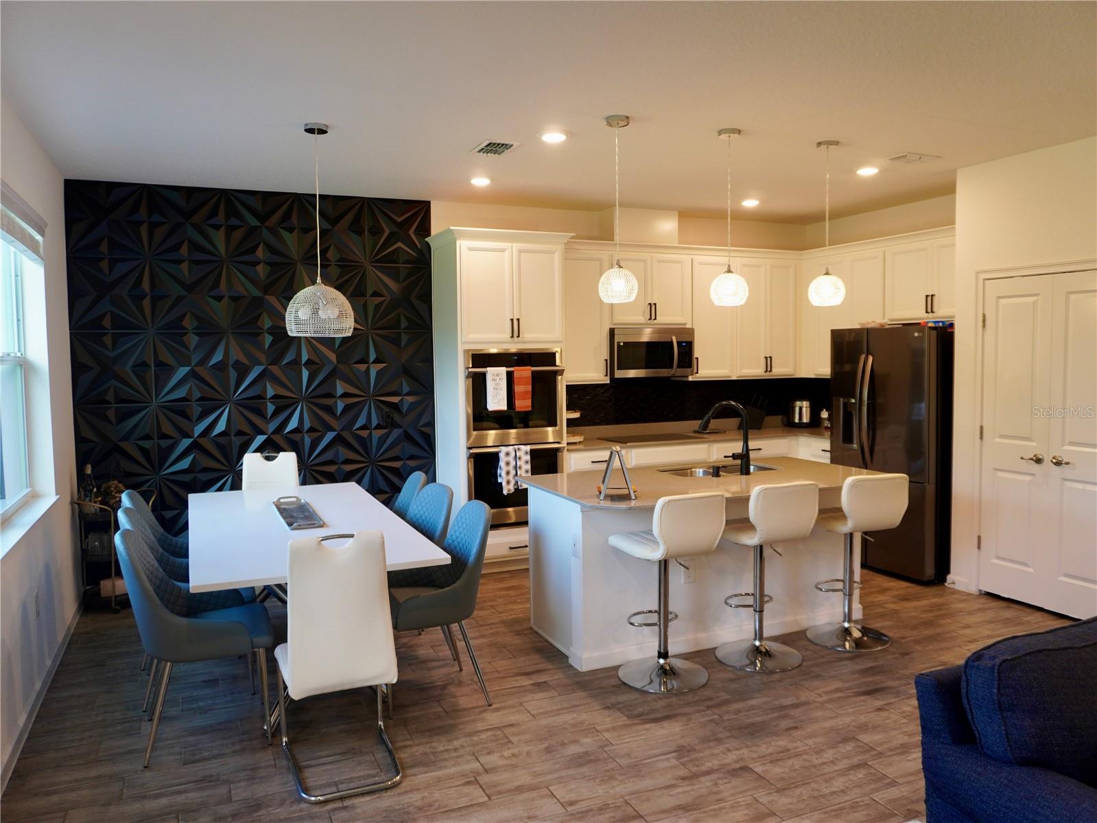 Image 31 of 62 For 17876 Passionflower Circle