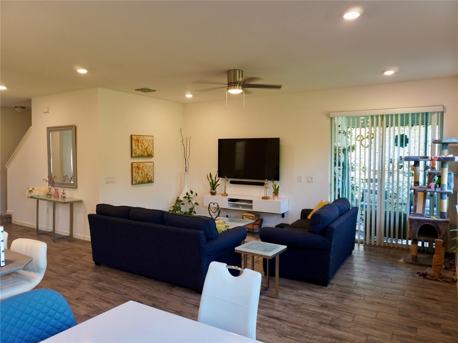 Image 32 of 62 For 17876 Passionflower Circle