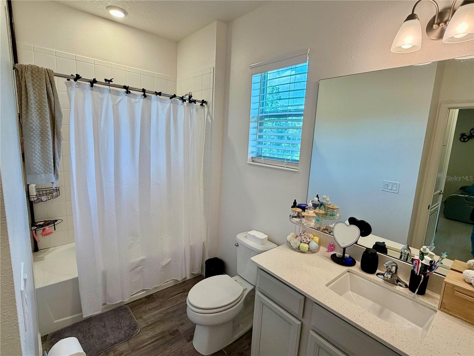 Image 50 of 62 For 17876 Passionflower Circle