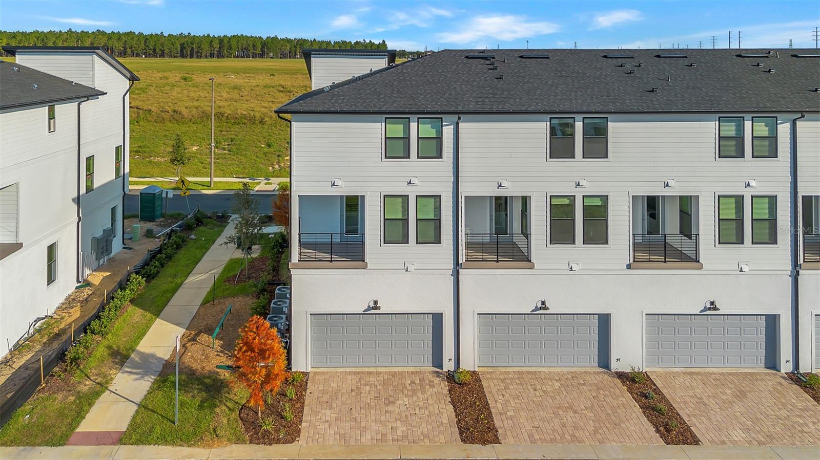 Image 28 of 28 For 15399 Hamlin Park Drive