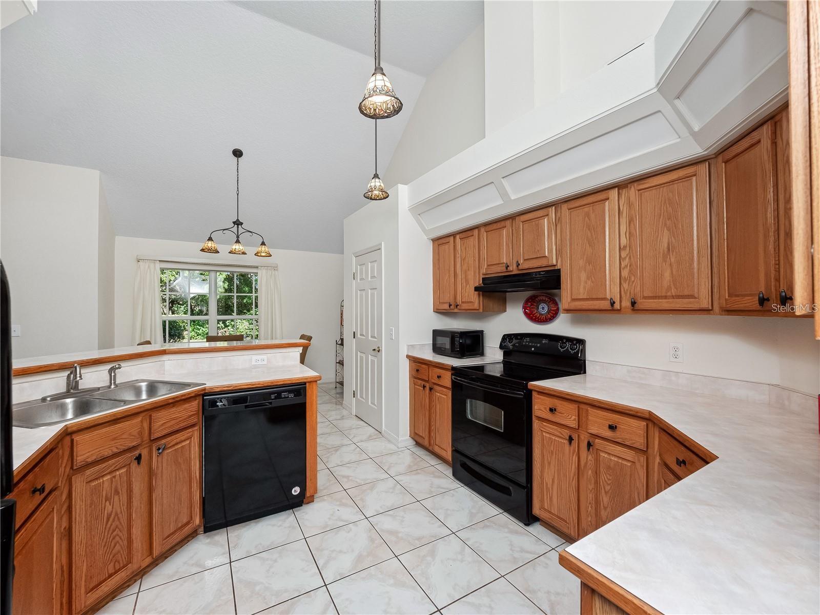 Image 5 of 20 For 1041 Pearl Tree Road