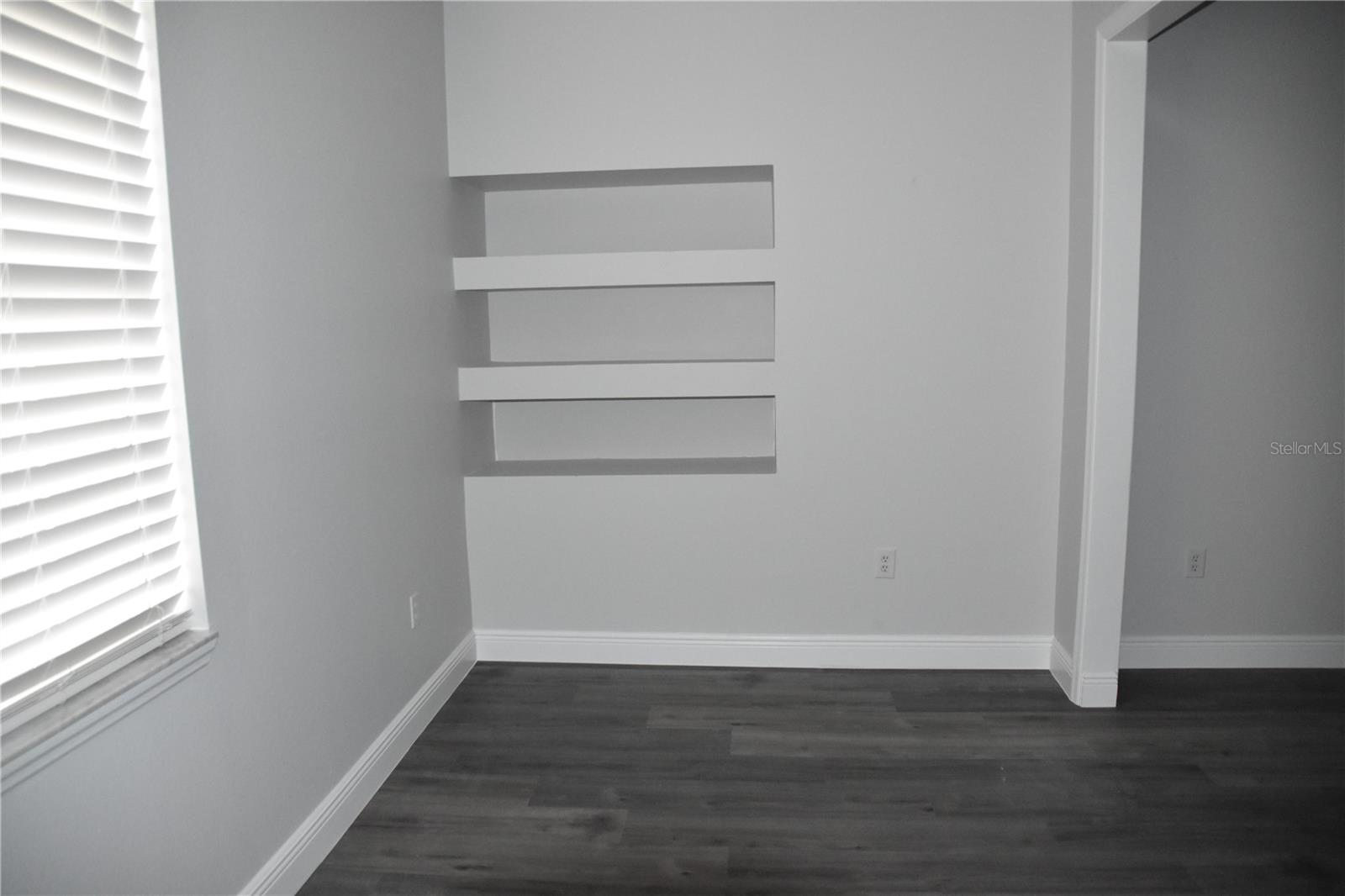 Image 8 of 18 For 316 Southern Pecan Circle 207