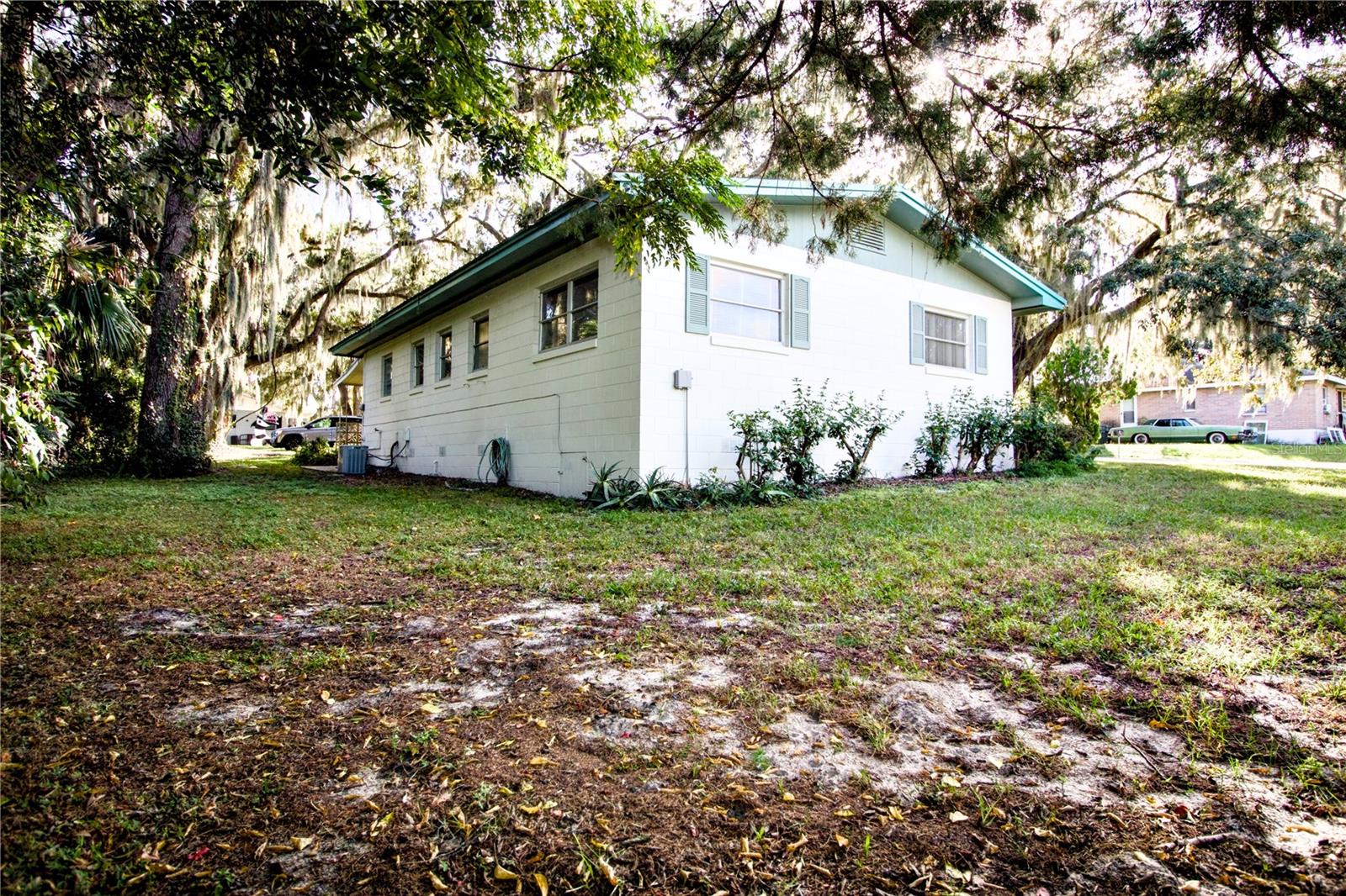 Image 26 of 33 For 1320 Spartan Avenue