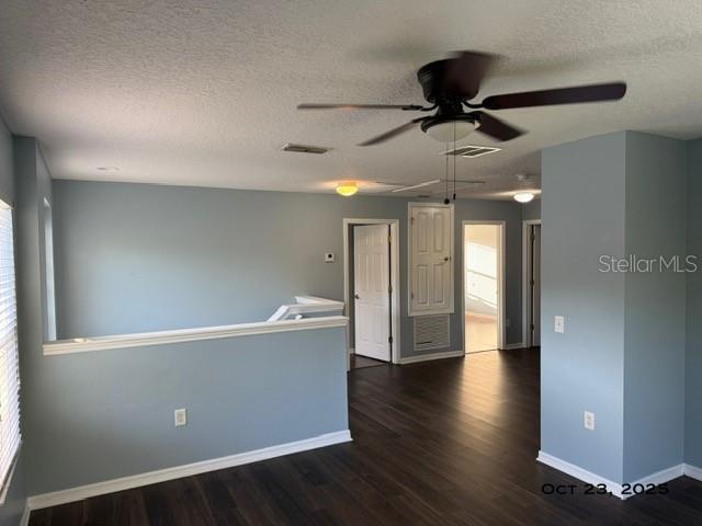 Image 21 of 35 For 413 Country Cottage Lane