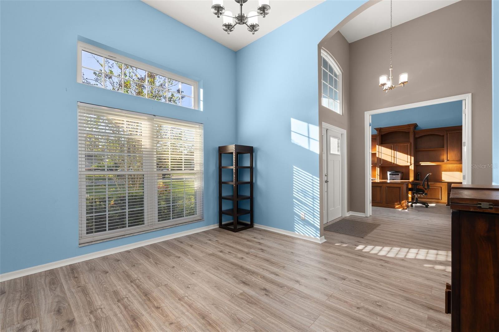 Image 10 of 87 For 6717 Sylvan Woods Drive