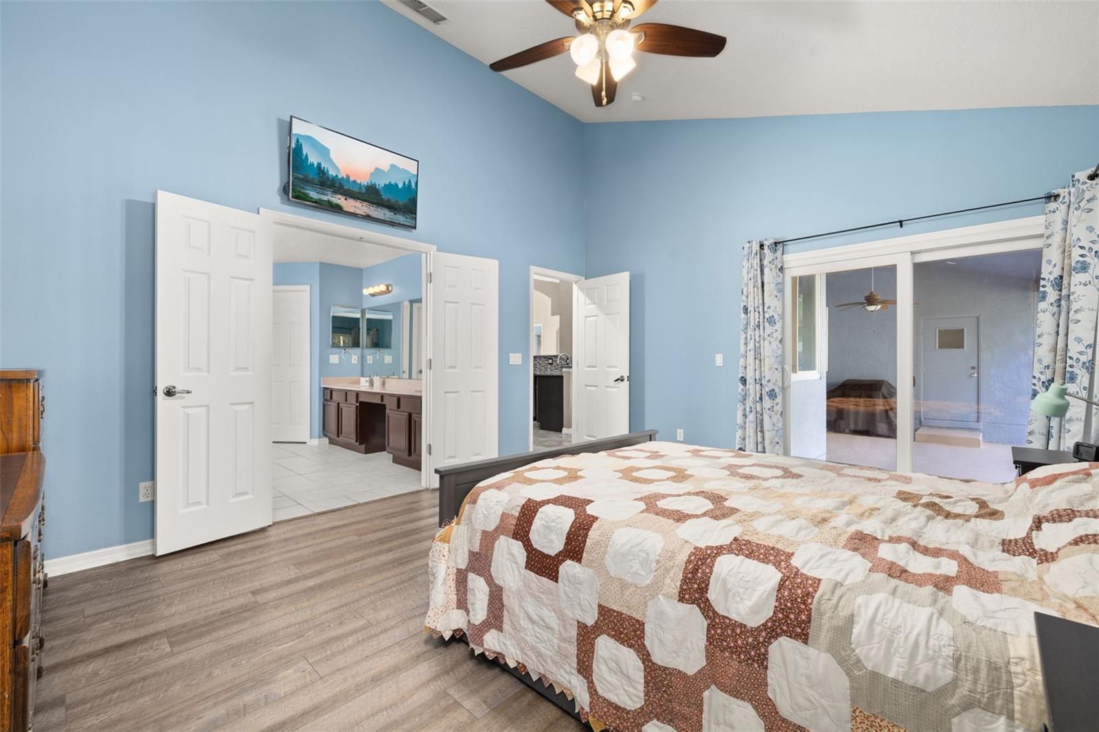 Image 28 of 87 For 6717 Sylvan Woods Drive