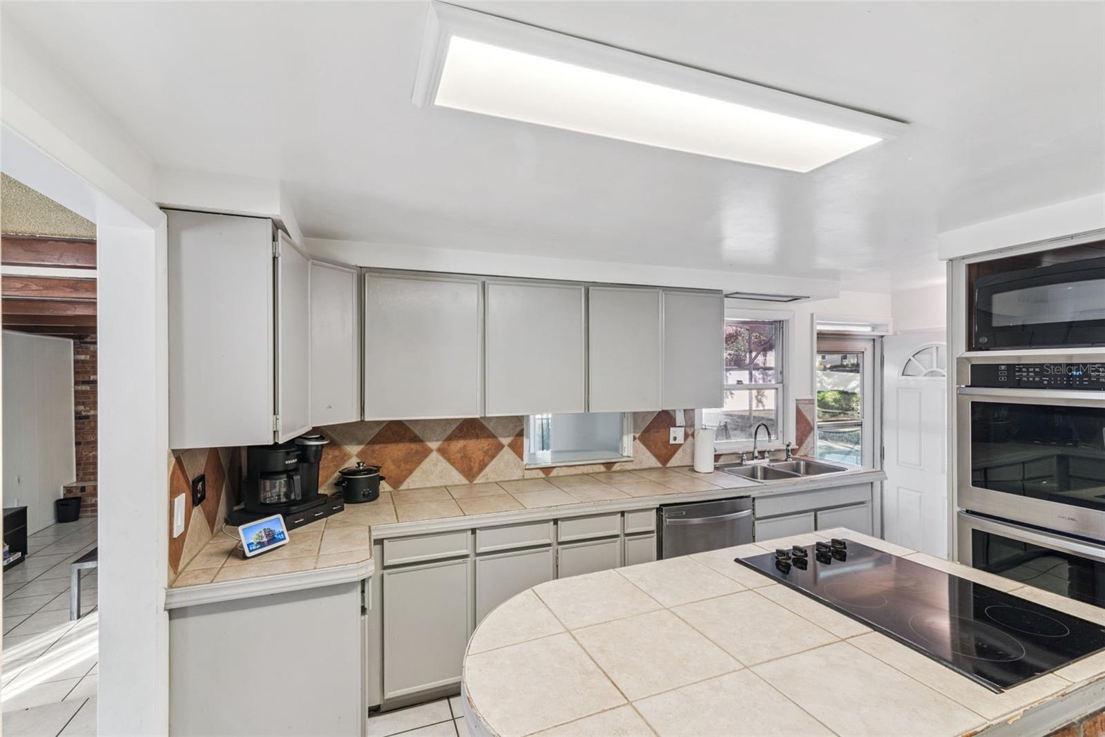 Image 13 of 30 For 2508 Good Homes Road