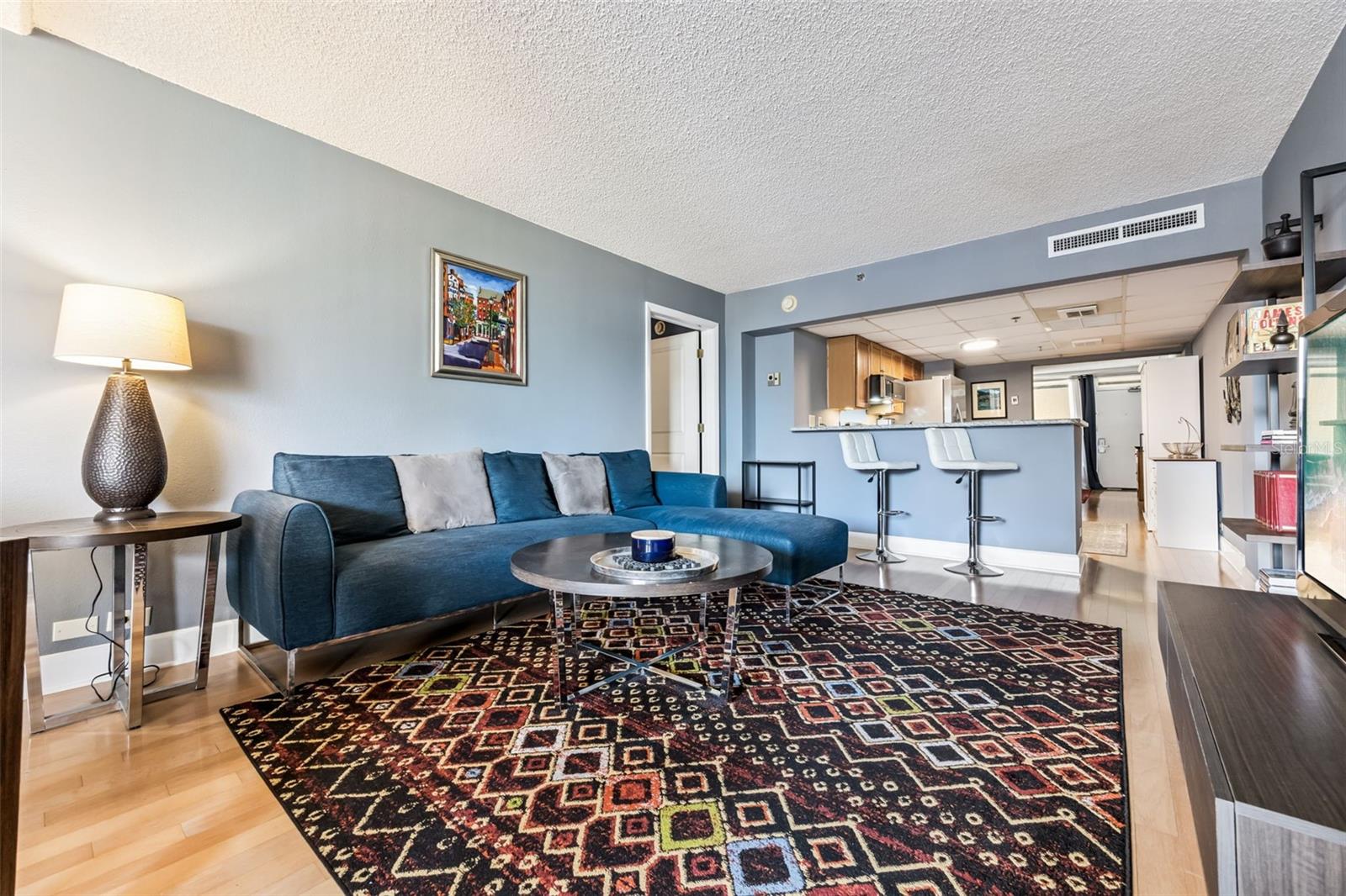 Image 18 of 63 For 151 Washington Street 518