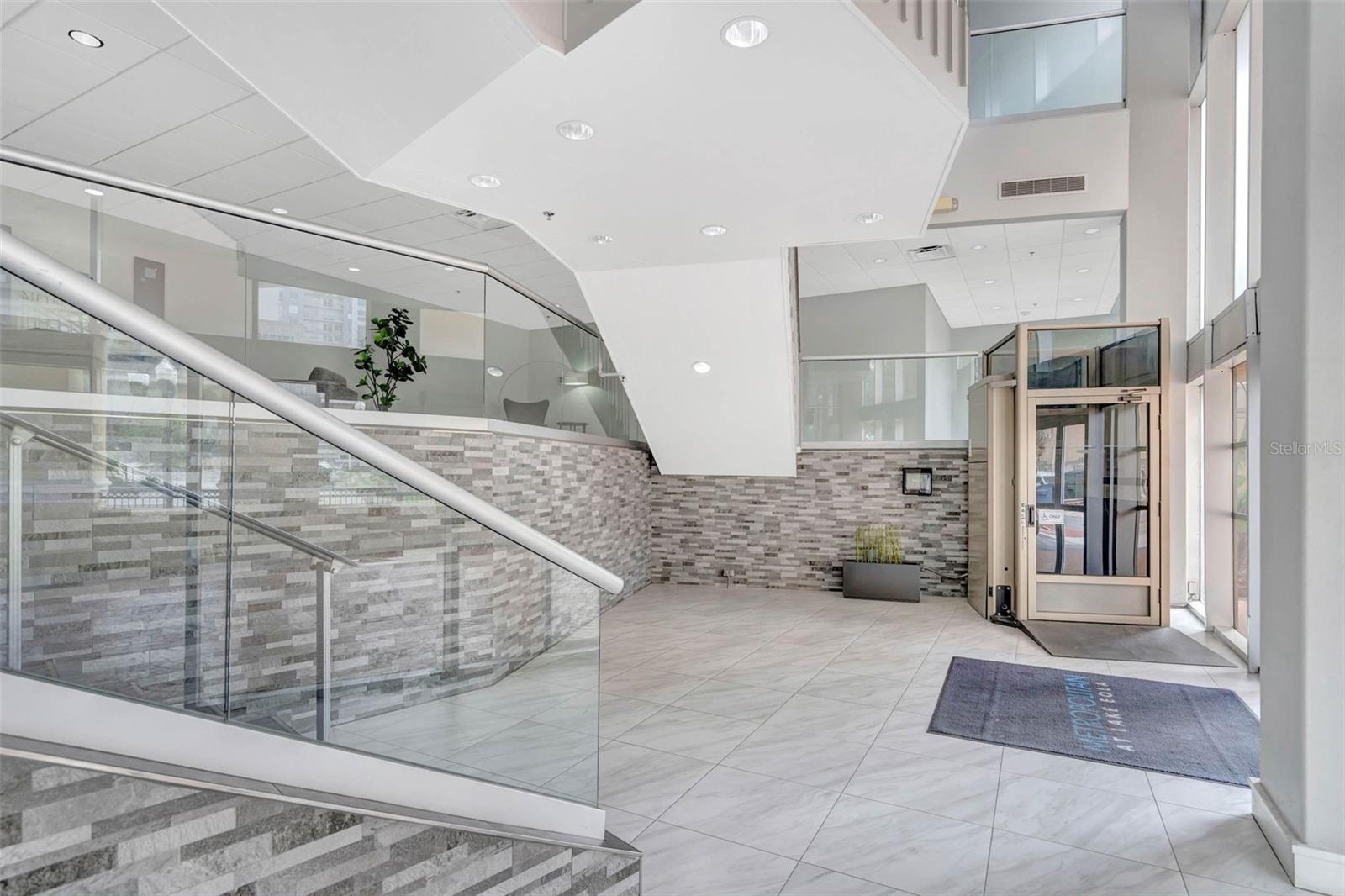 Image 31 of 63 For 151 Washington Street 518