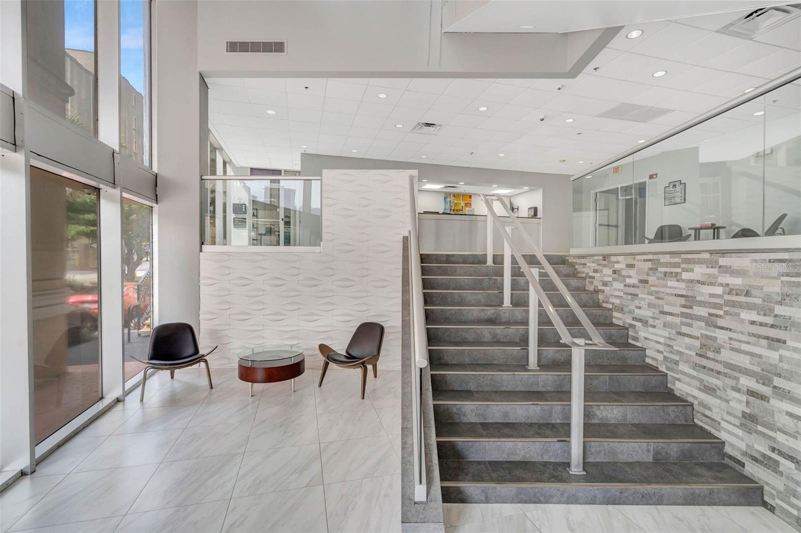 Image 33 of 63 For 151 Washington Street 518