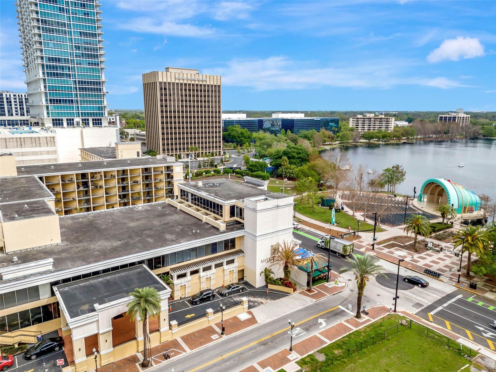 Image 51 of 63 For 151 Washington Street 518