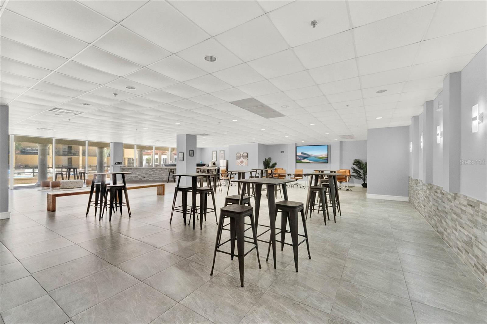 Image 55 of 63 For 151 Washington Street 518