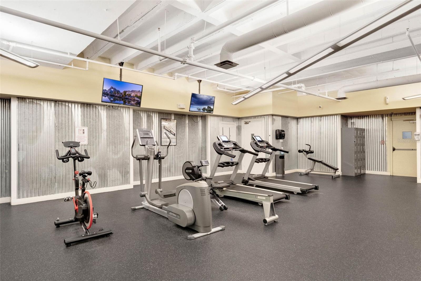 Image 59 of 63 For 151 Washington Street 518