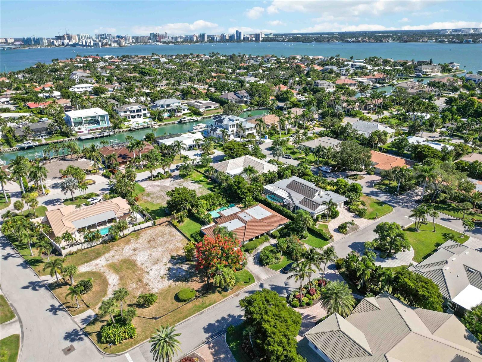 Image 27 of 37 For 503 Spoonbill Way