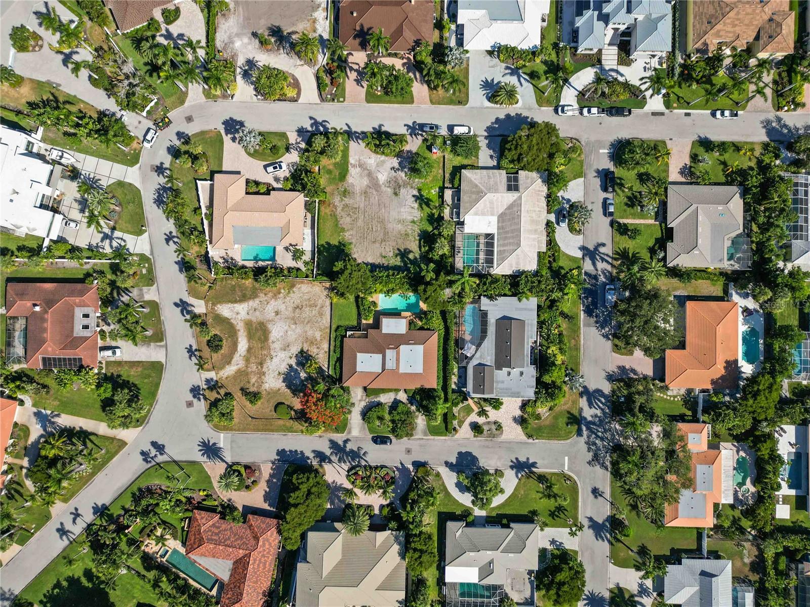 Image 29 of 37 For 503 Spoonbill Way